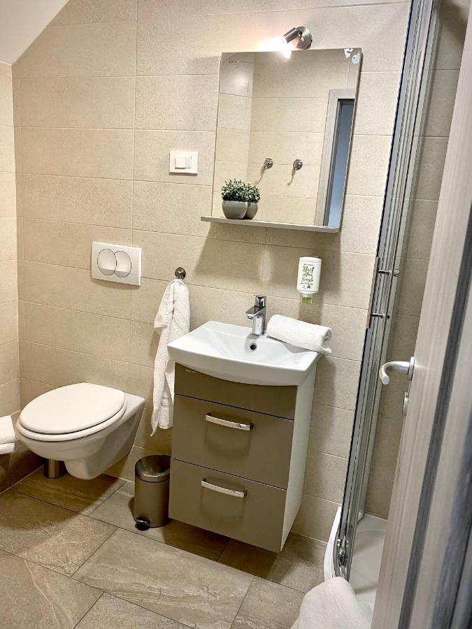 Rainbow House Rooms Марібор Екстер'єр фото