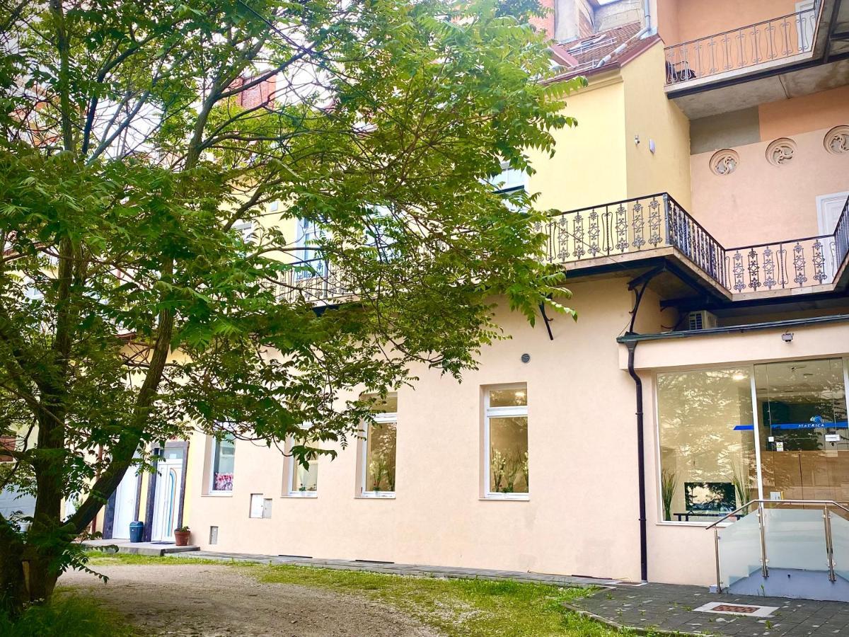 Rainbow House Rooms Марібор Екстер'єр фото